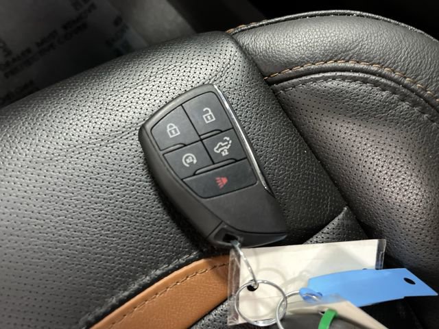 Used 2023 GMC Sierra 1500 AT4 w/ Technology Package image 29