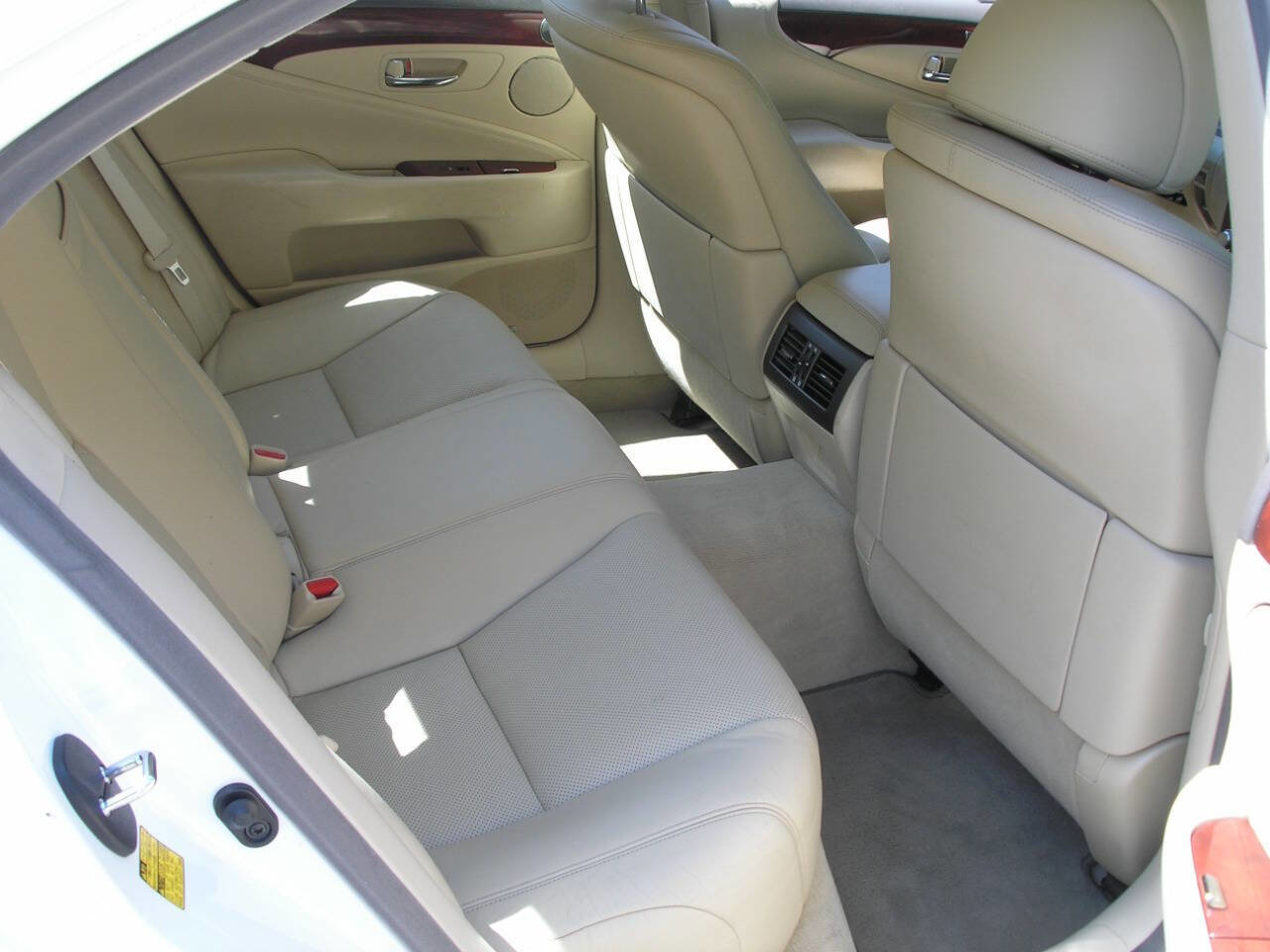 Used 2010 Lexus LS 460 image 7