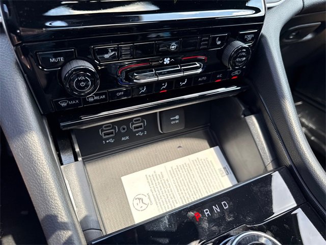 New 2025 Jeep Grand Cherokee L Altitude image 23