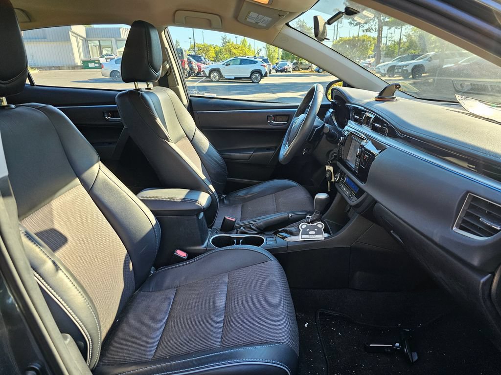 Used 2016 Toyota Corolla S FWD image 11