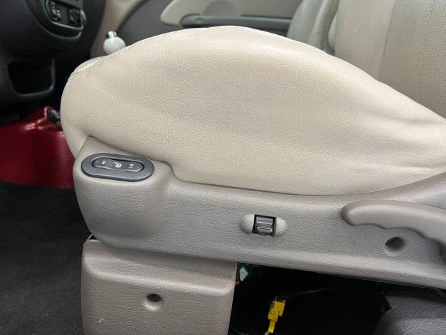 Used 2005 Chrysler PT Cruiser Touring image 14