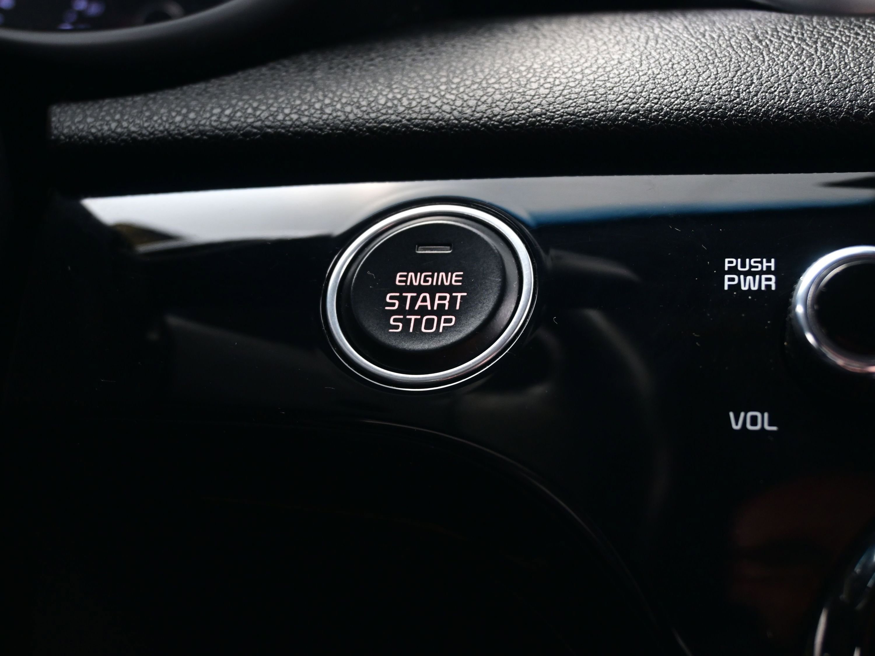 Used 2020 Kia Sportage EX image 23