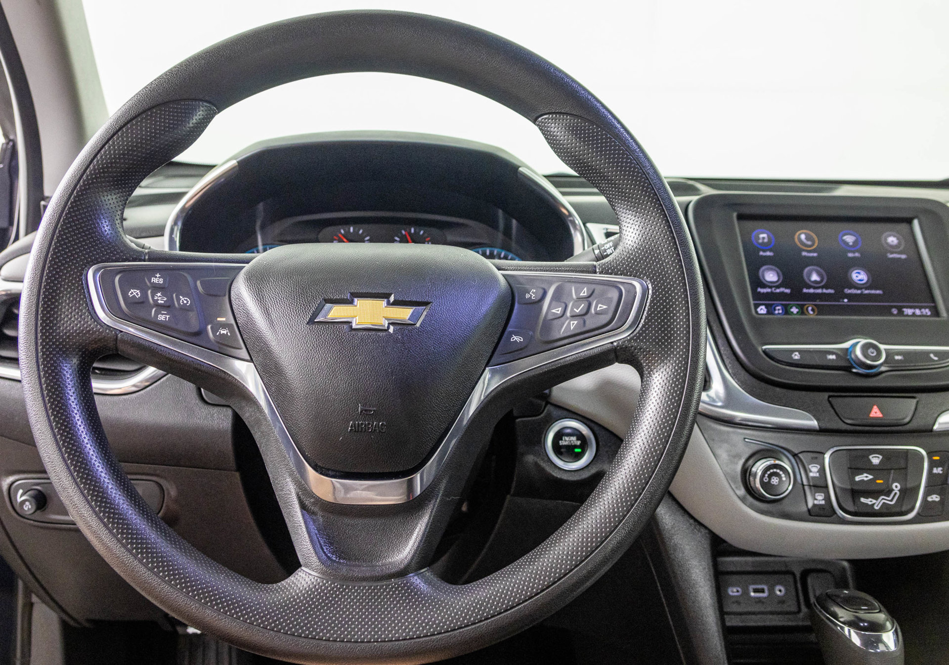 Used 2020 Chevrolet Equinox LS w/ LS Convenience Package FWD image 28