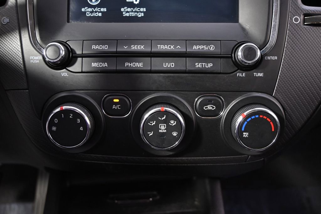 Used 2017 Kia Forte S w/ S Technology Package image 31