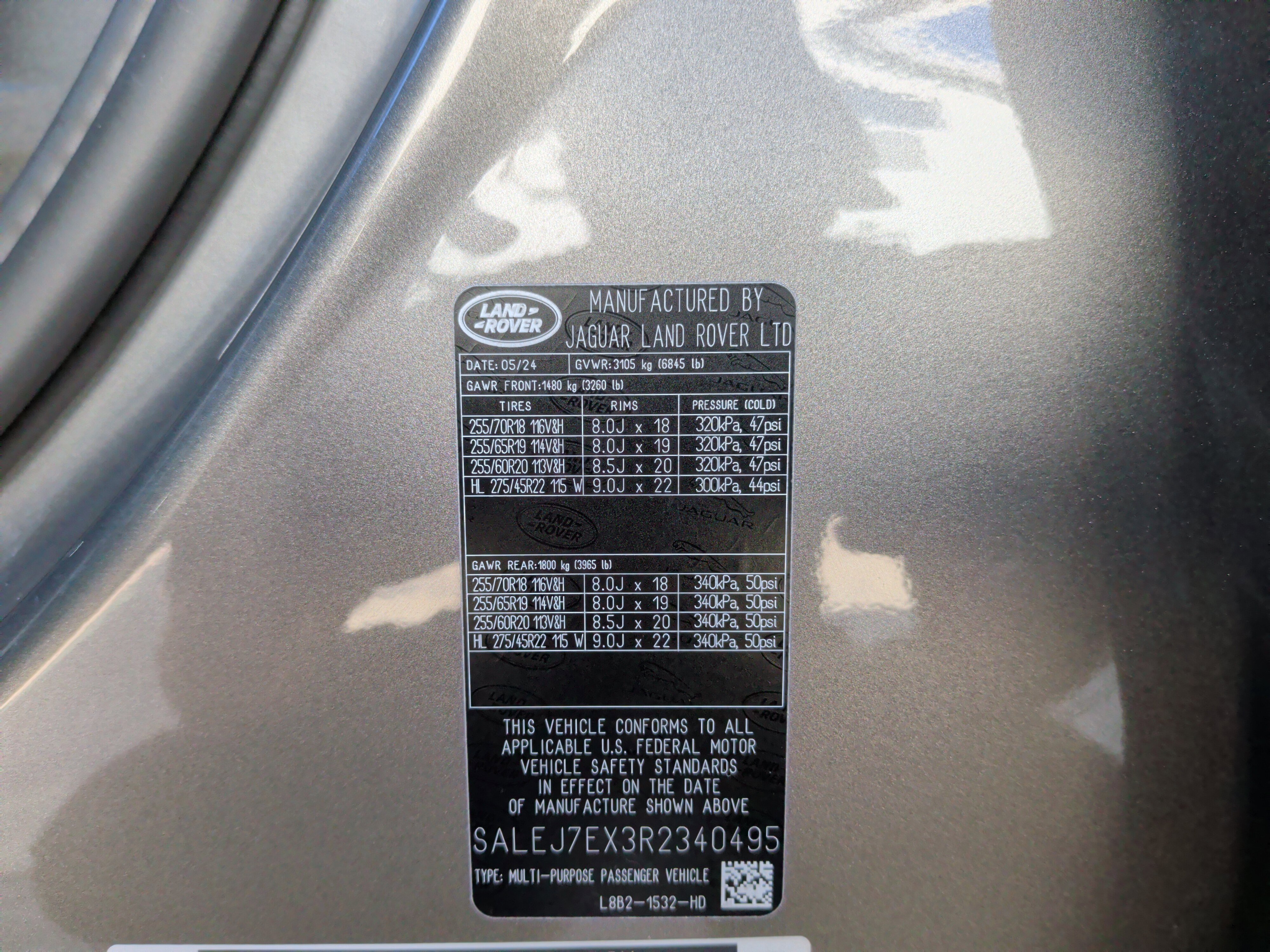 Used 2024 Land Rover Defender 110 S image 36