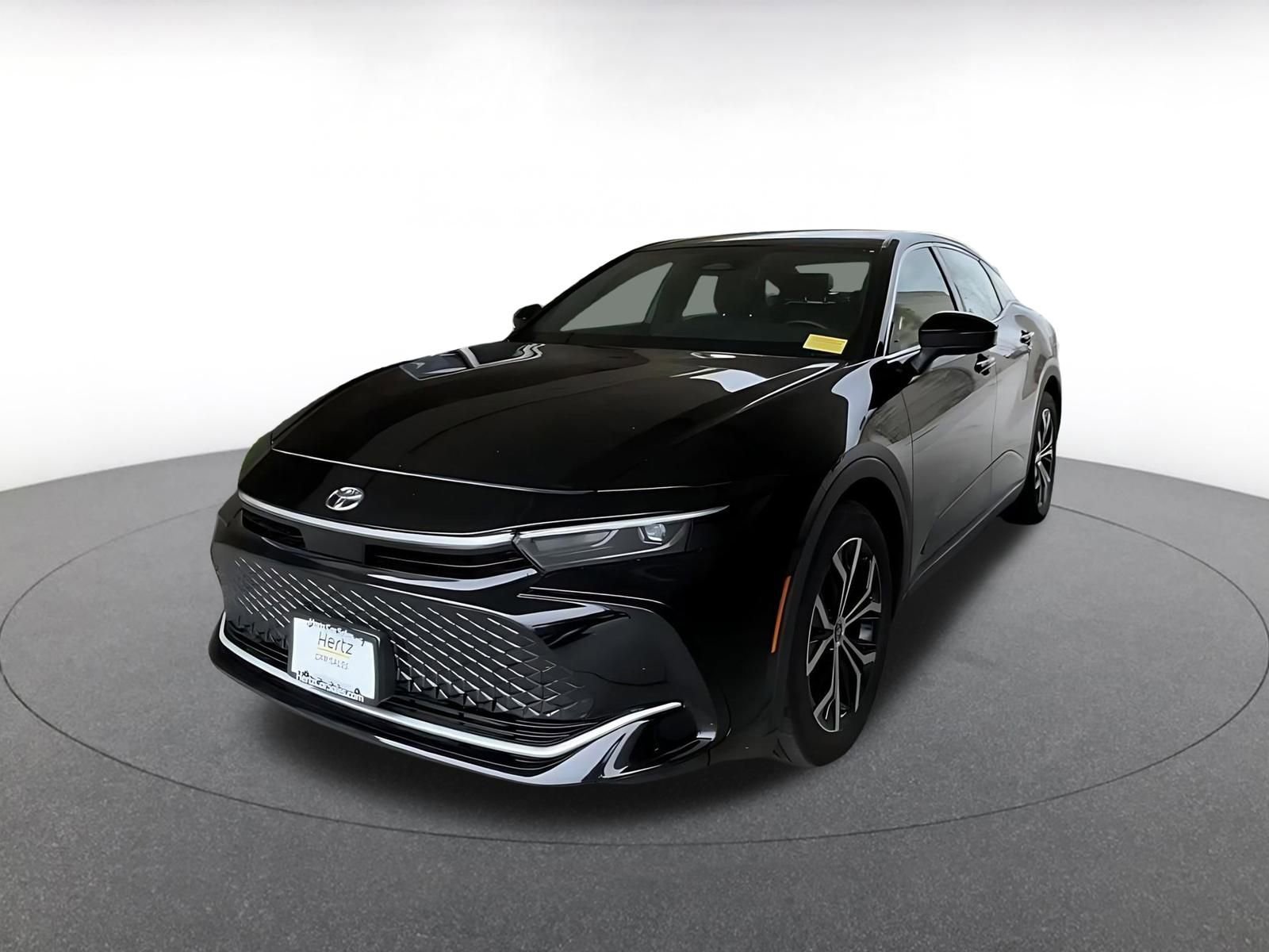 Used 2025 Toyota Crown XLE image 7