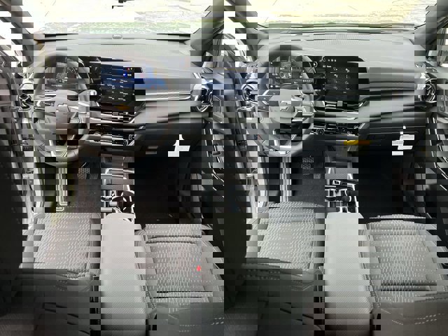 New 2026 Chevrolet Equinox LT w/ Safety and Technology Package image 21