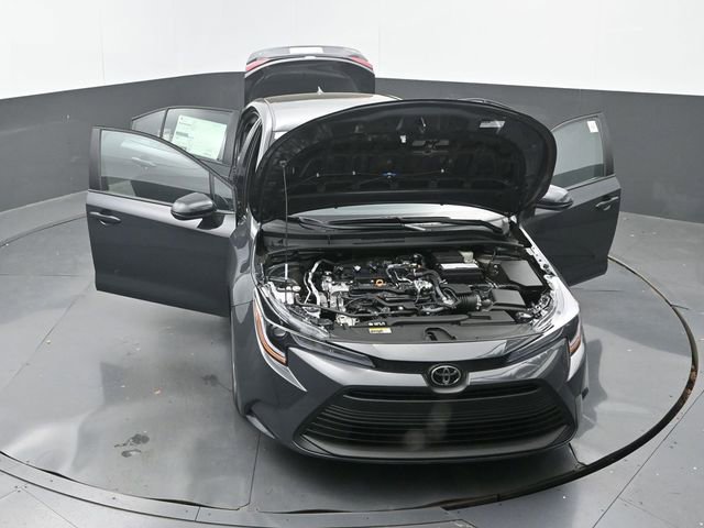 New 2026 Toyota Corolla LE FWD image 32