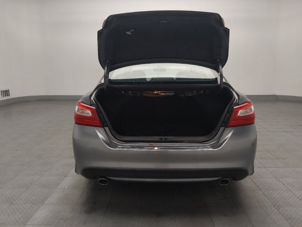 Used 2016 Nissan Altima 2.5 SL w/ Moonroof Package FWD image 29