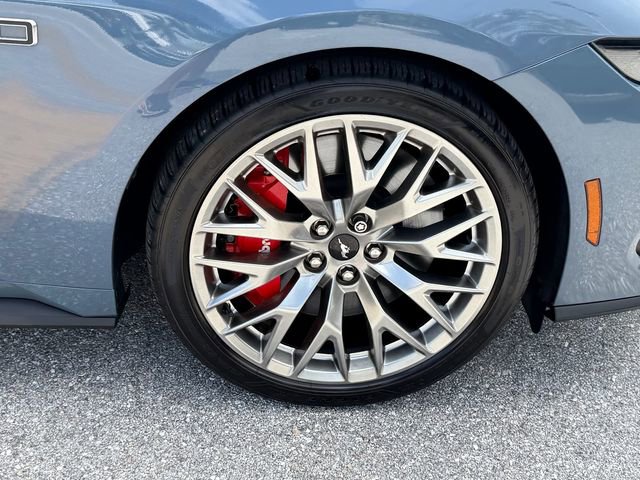Used 2024 Ford Mustang GT Premium RWD image 14