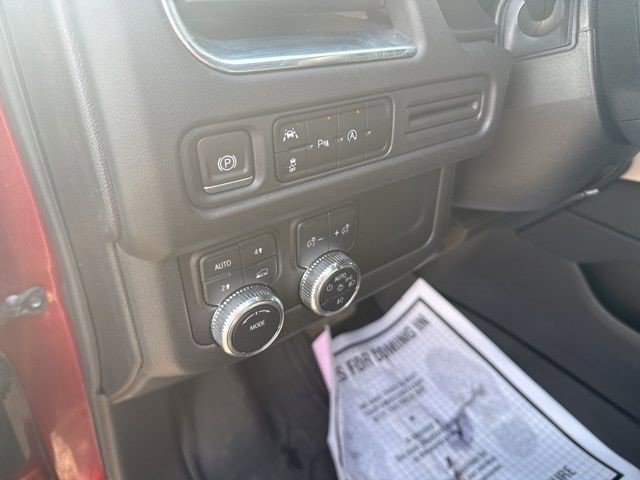 Certified 2024 GMC Yukon SLE w/ Gmc Pro Safety Plus Package image 15