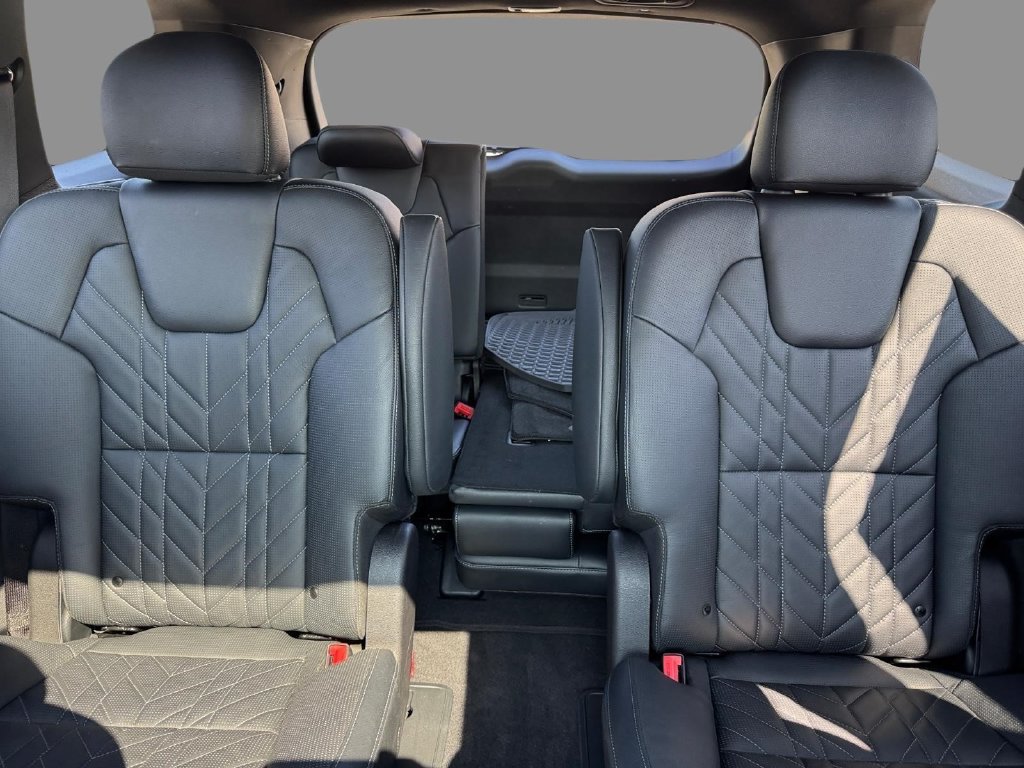Used 2025 Kia Telluride EX X-Line AWD/4WD image 17