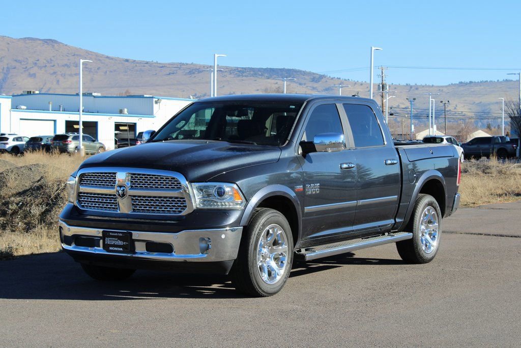 Used 2018 RAM 1500 Laramie w/ Convenience Group image 8
