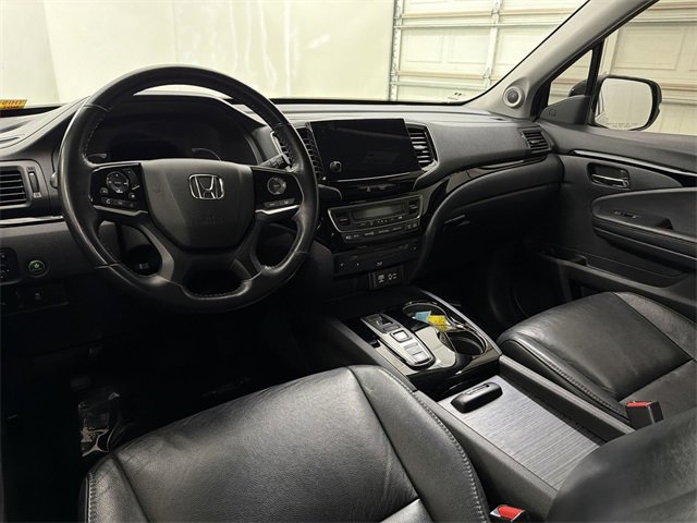 Used 2019 Honda Pilot Touring image 18