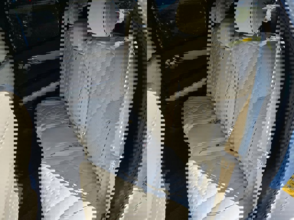 New 2026 Genesis GV80 3.5T Prestige image 18