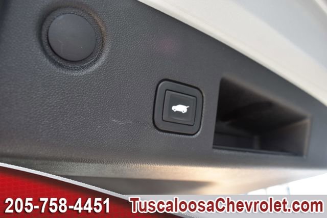 Certified 2018 Chevrolet Equinox LT w/ Sun & Infotainment Package FWD image 9