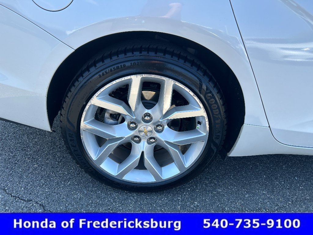 Used 2018 Chevrolet Impala Premier w/ Premier Convenience Package FWD image 33