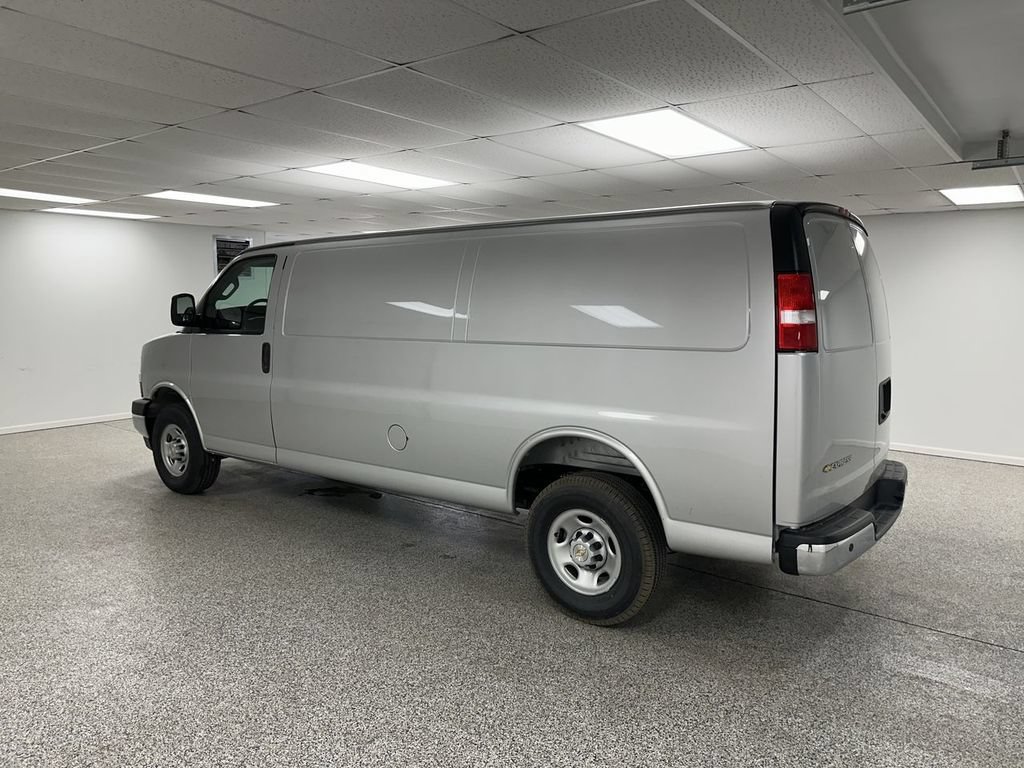 New 2026 Chevrolet Express 3500 Extended w/ Driver Convenience Package RWD image 6