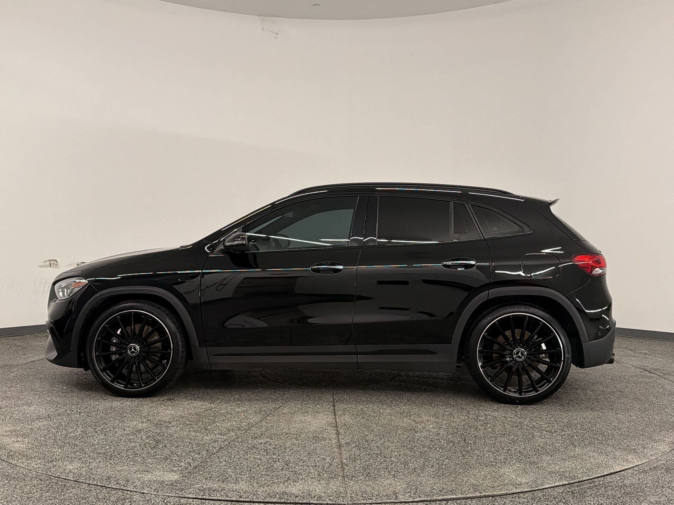 Certified 2023 Mercedes-Benz GLA 45 AMG 4MATIC image 2