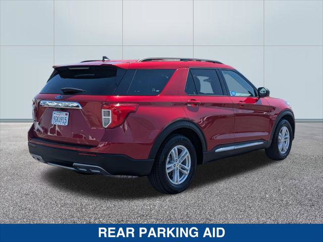 Certified 2023 Ford Explorer XLT w/ Equipment Group 202A image 5