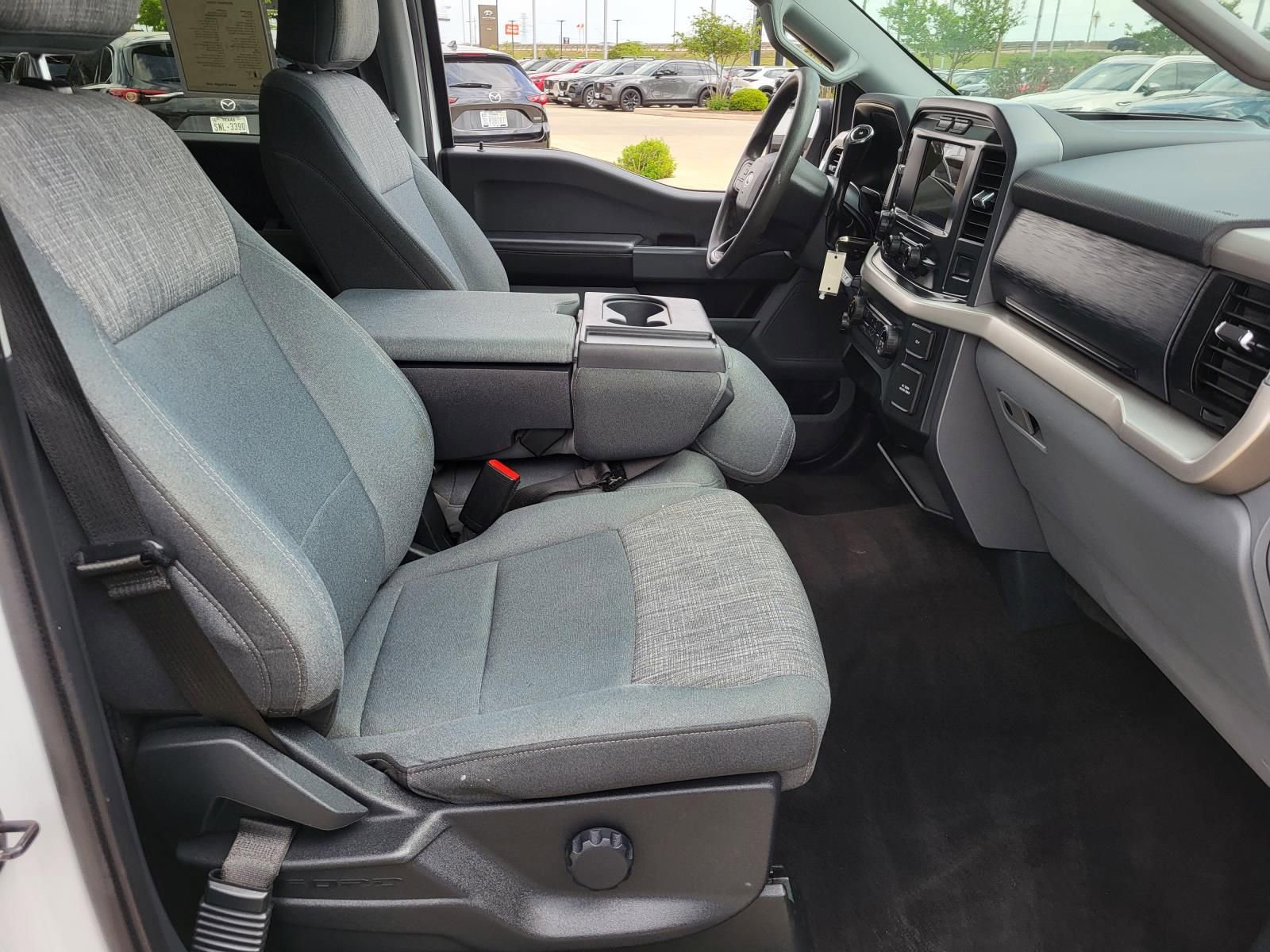 Used 2021 Ford F150 XLT w/ Trailer Tow Package image 9