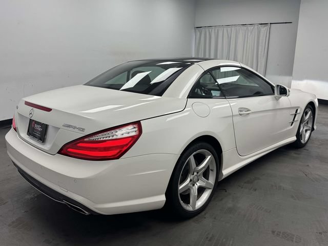 Used 2016 Mercedes-Benz SL 550 w/ Driver Assistance Package image 7