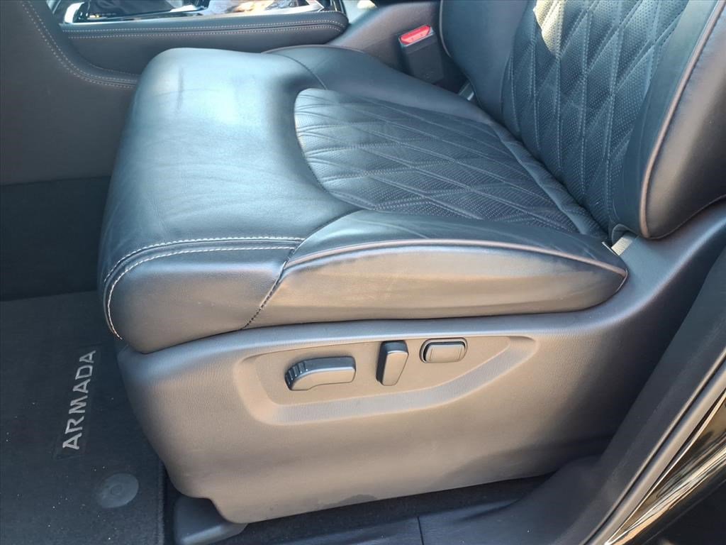 Used 2024 Nissan Armada Platinum w/ Captain's Chairs Package image 13