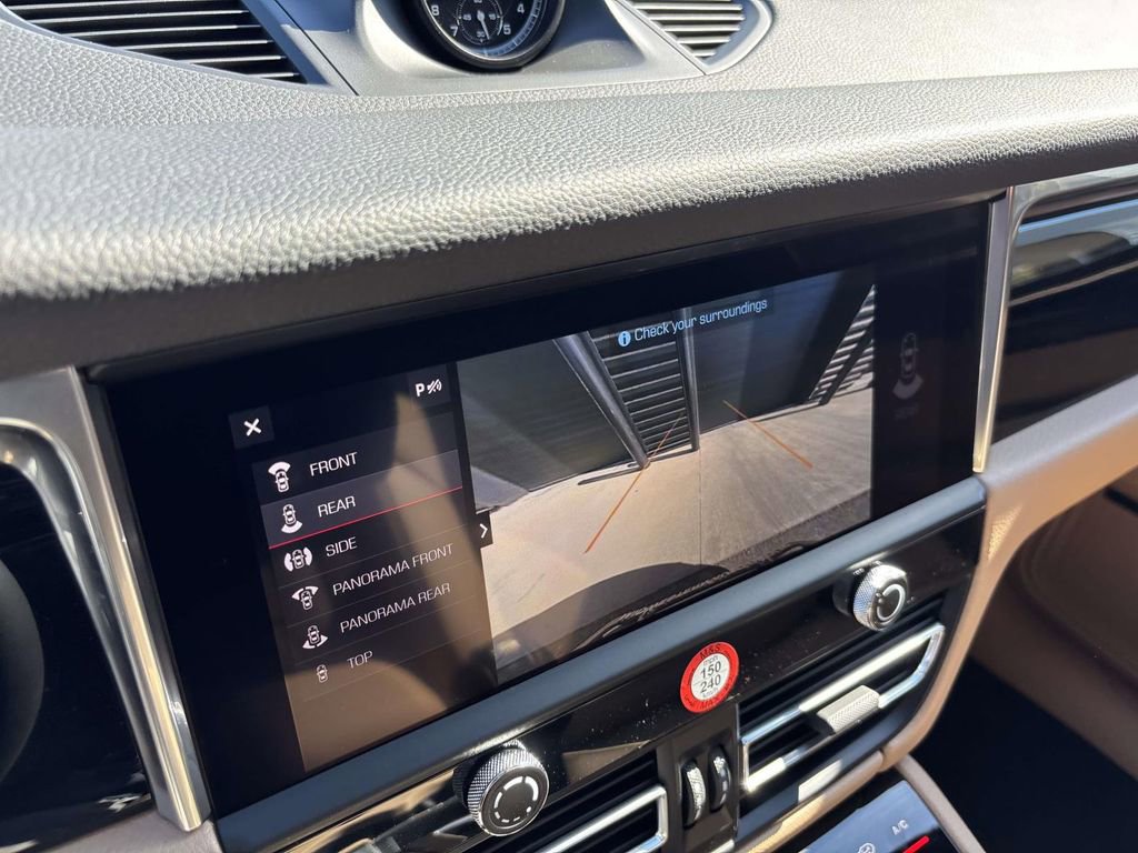 New 2026 Porsche Macan image 36