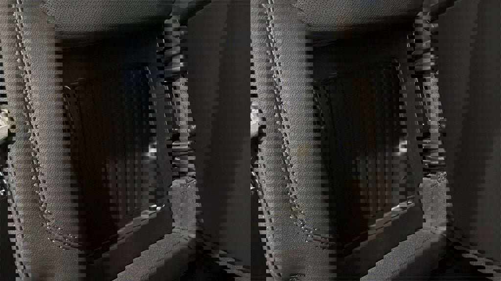 New 2026 GMC Sierra 3500 SLT w/ SLT Premium Package image 15