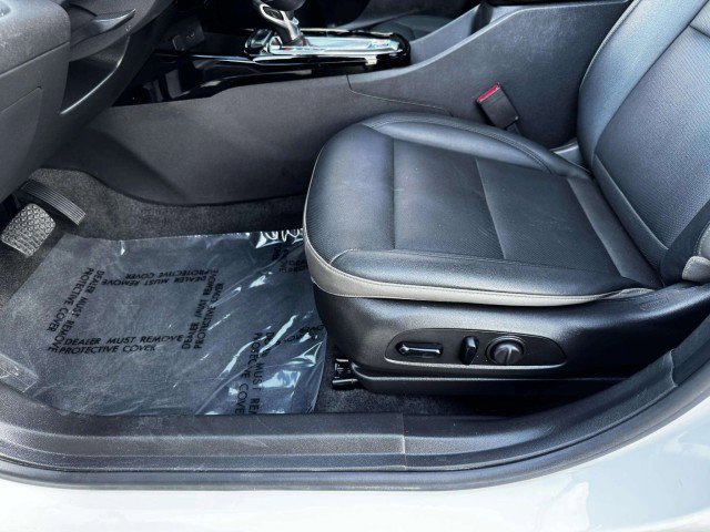 Used 2024 Chevrolet Trax ACTIV w/ Driver Confidence Package image 18