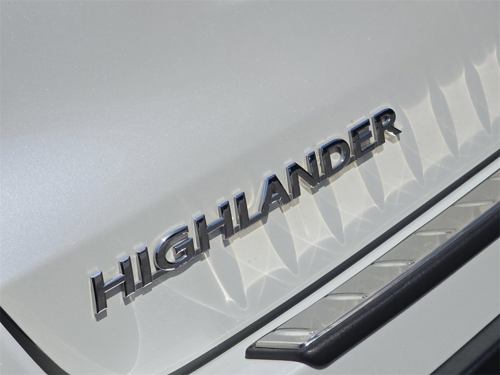 Used 2018 Toyota Highlander Limited w/ Protection Package #3 image 12