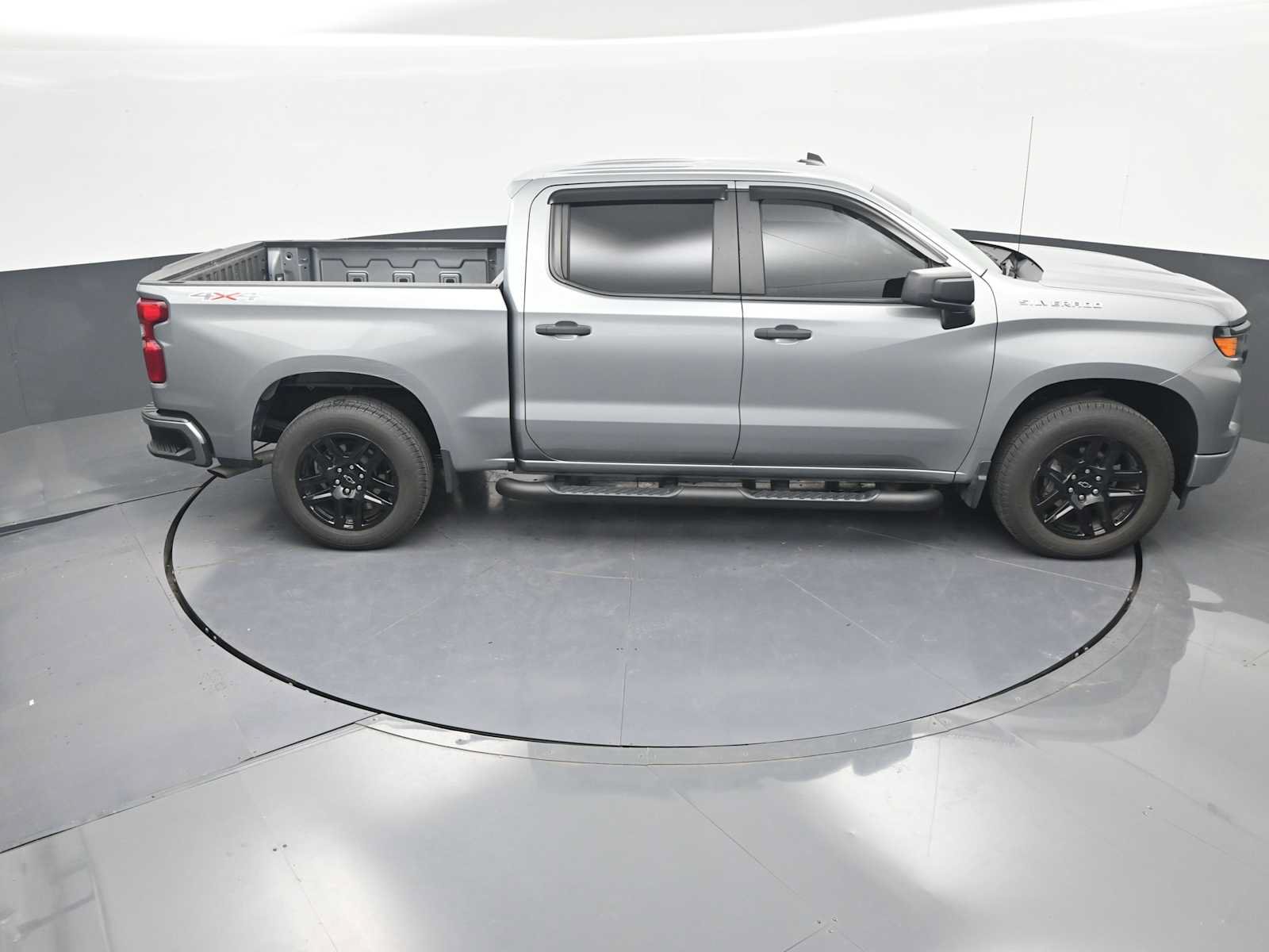 Used 2024 Chevrolet Silverado 1500 Custom AWD/4WD image 33