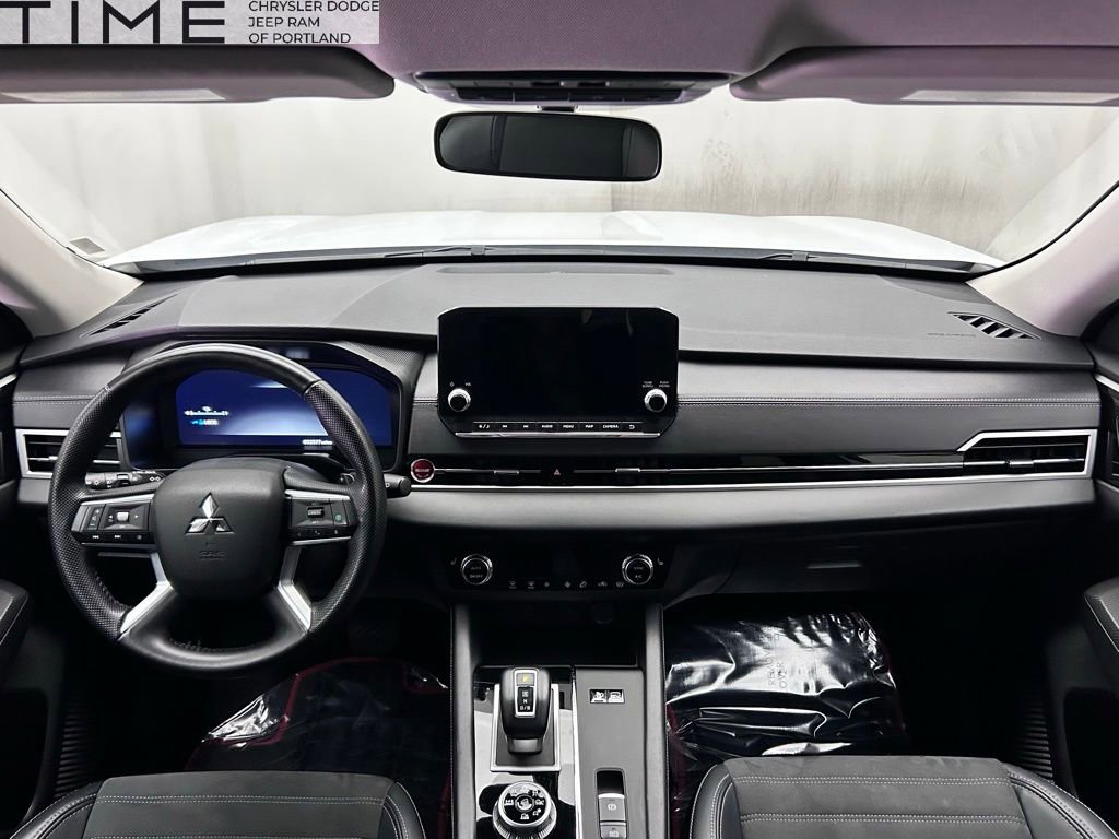 Used 2024 Mitsubishi Outlander Ralliart image 28