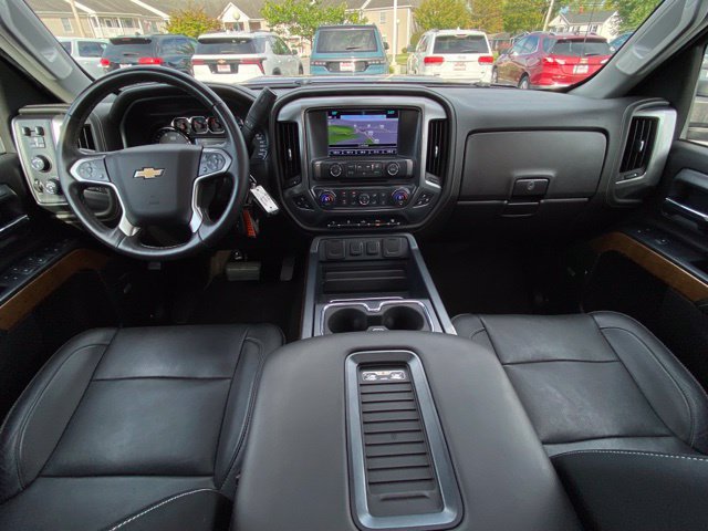 Used 2017 Chevrolet Silverado 3500 LTZ w/ Duramax Plus Package AWD/4WD image 26