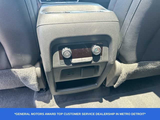 Used 2024 Chevrolet Traverse Z71 w/ Enhanced Driving Package AWD/4WD image 23