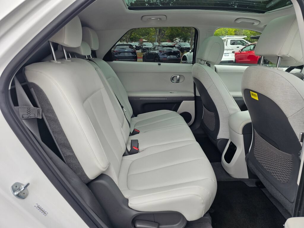 Used 2023 Hyundai Ioniq 5 Limited AWD/4WD image 27