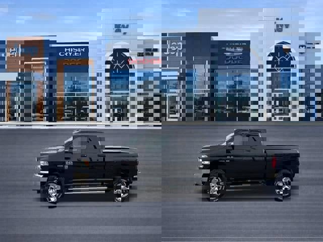 Used 2017 RAM 3500 Tradesman w/ Chrome Appearance Group image 2