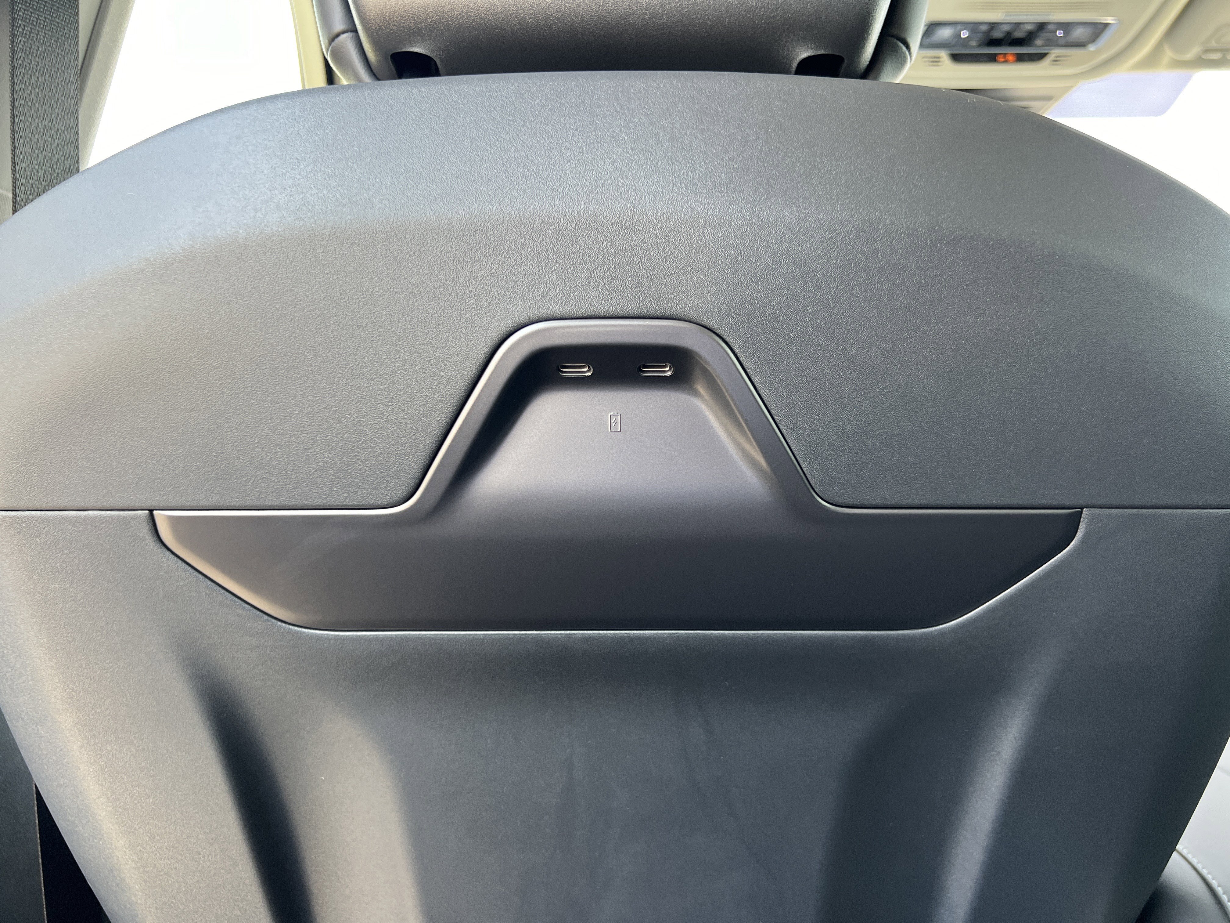 New 2025 Lincoln Nautilus Premier w/ Equipment Group 102A image 30