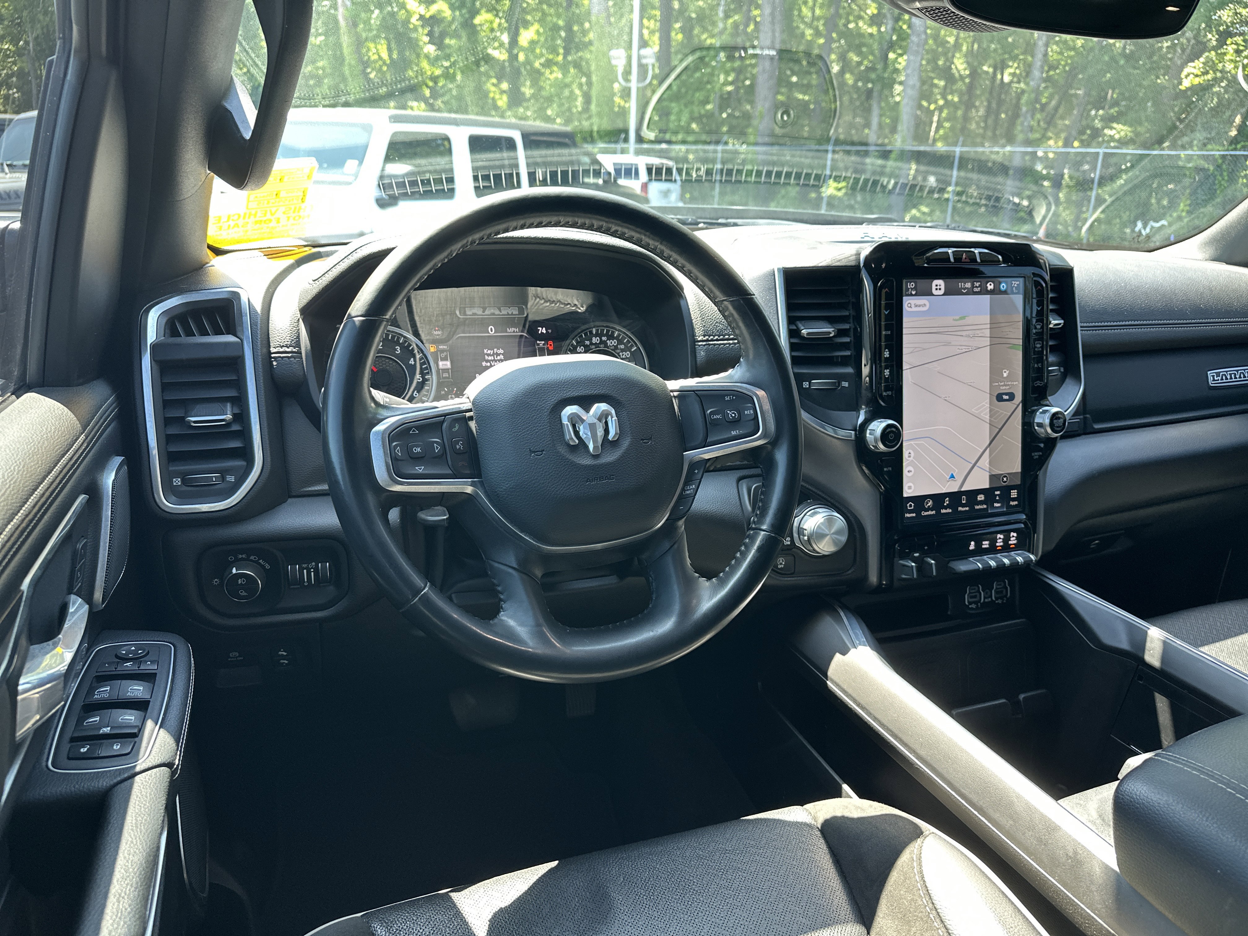 Used 2023 RAM 1500 Laramie AWD/4WD image 26