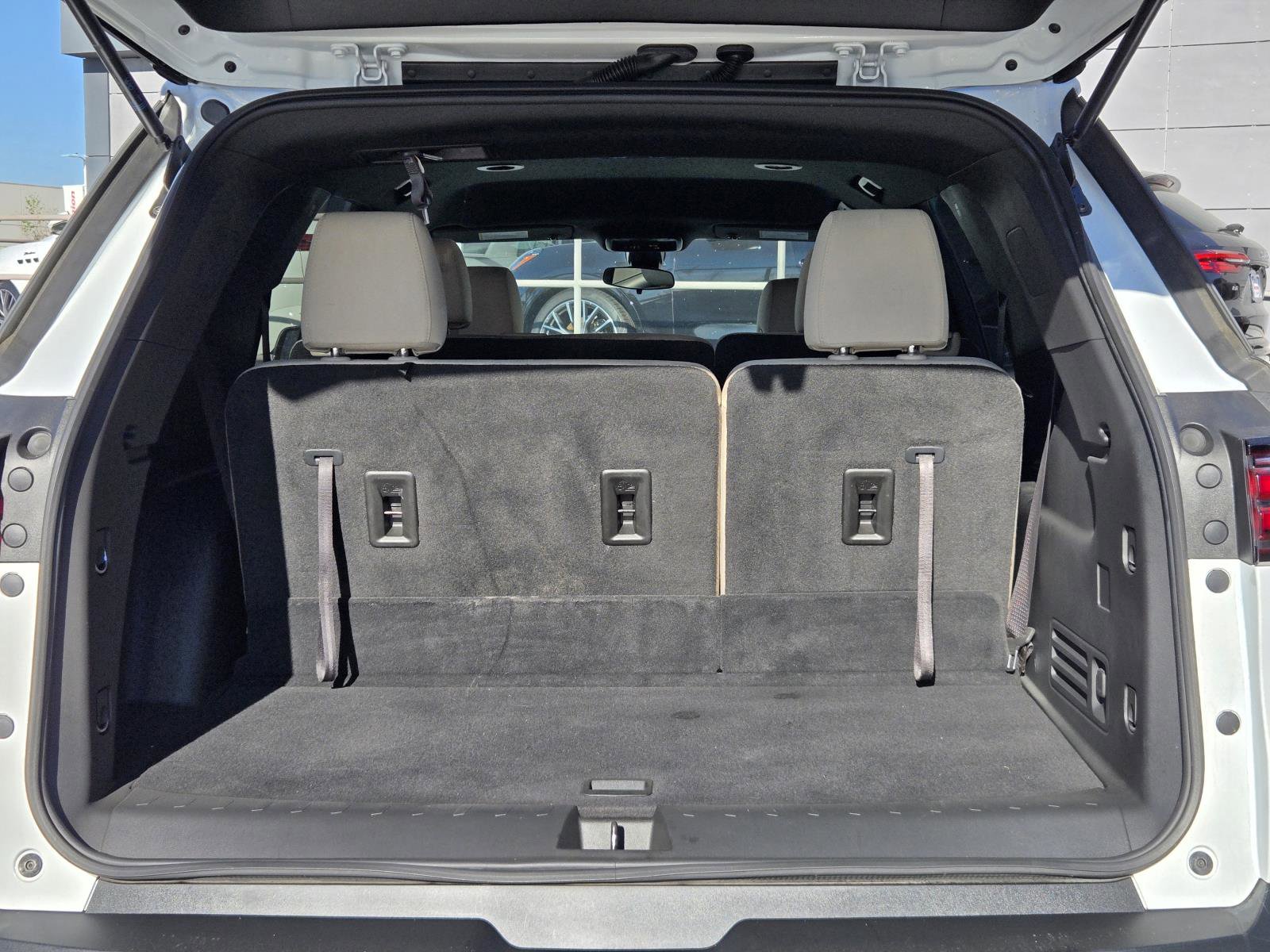 Used 2023 Chevrolet Traverse LS image 27