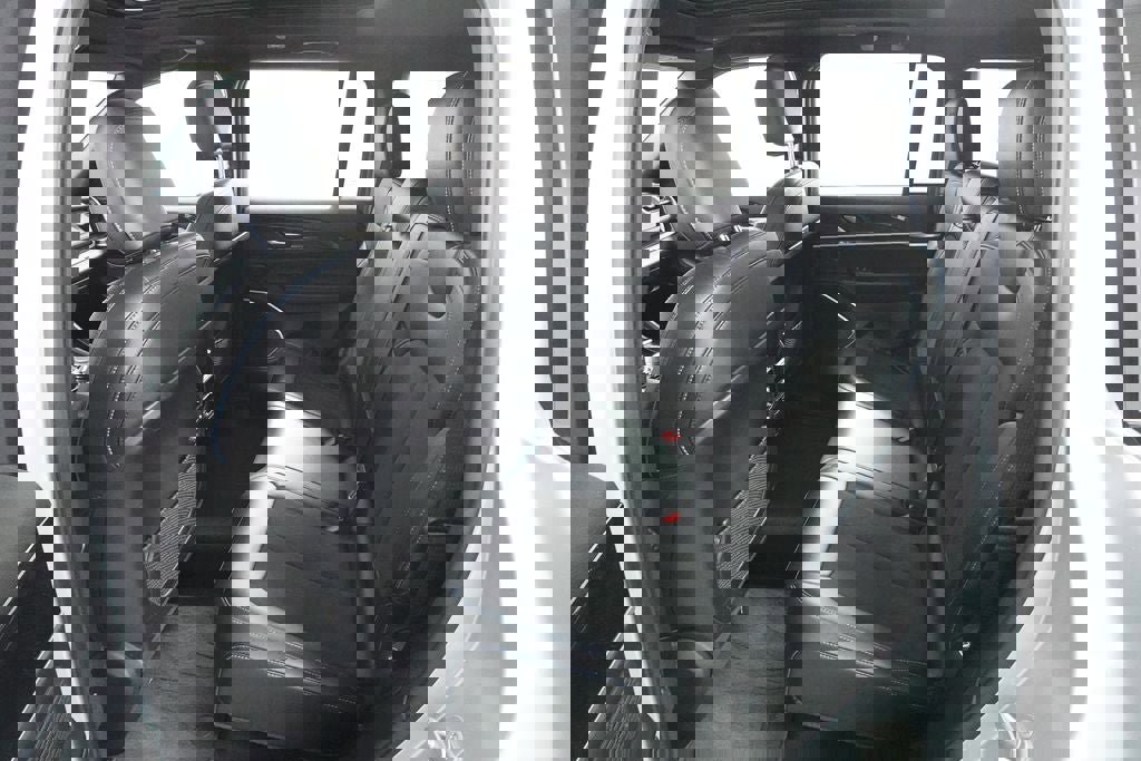 Used 2023 Jeep Grand Cherokee Trailhawk AWD/4WD image 27