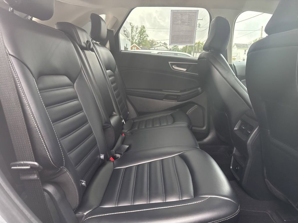 Used 2024 Ford Edge SEL image 18