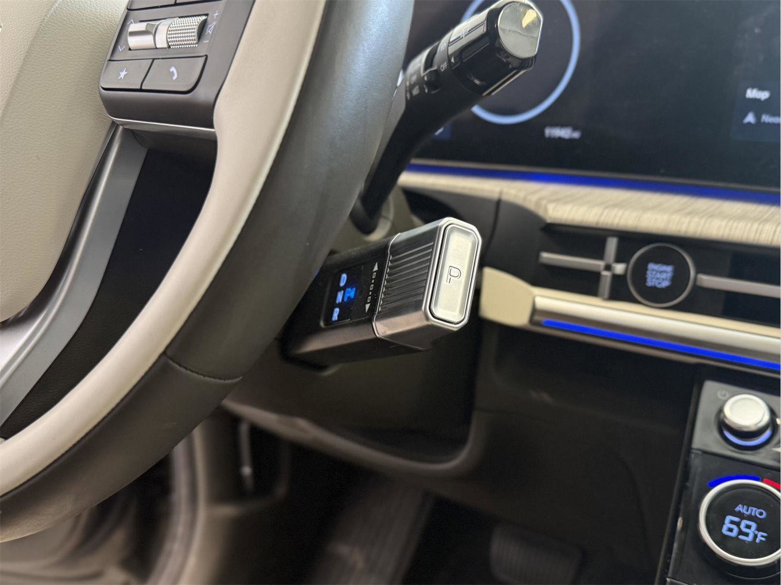 Used 2025 Hyundai Santa Fe Calligraphy AWD/4WD image 31