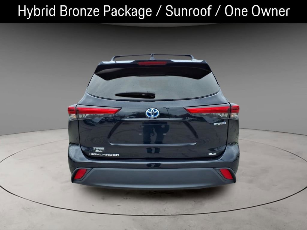 Used 2023 Toyota Highlander Bronze Edition image 7