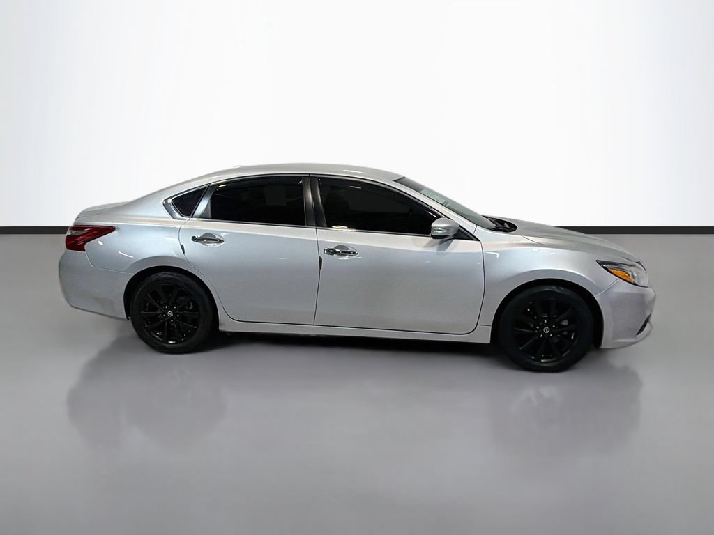 Used 2018 Nissan Altima 2.5 SL FWD image 8