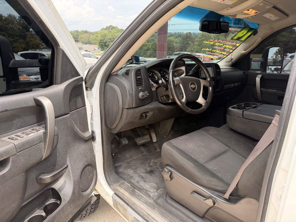Used 2014 Chevrolet Silverado 2500 LT AWD/4WD image 5