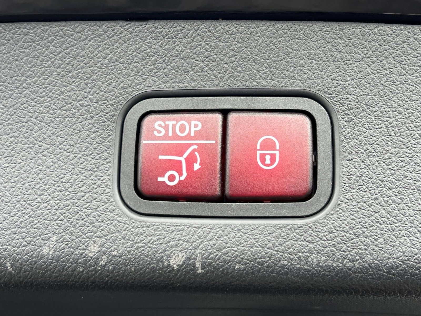 Certified 2024 Mercedes-Benz GLC 300 4MATIC image 25