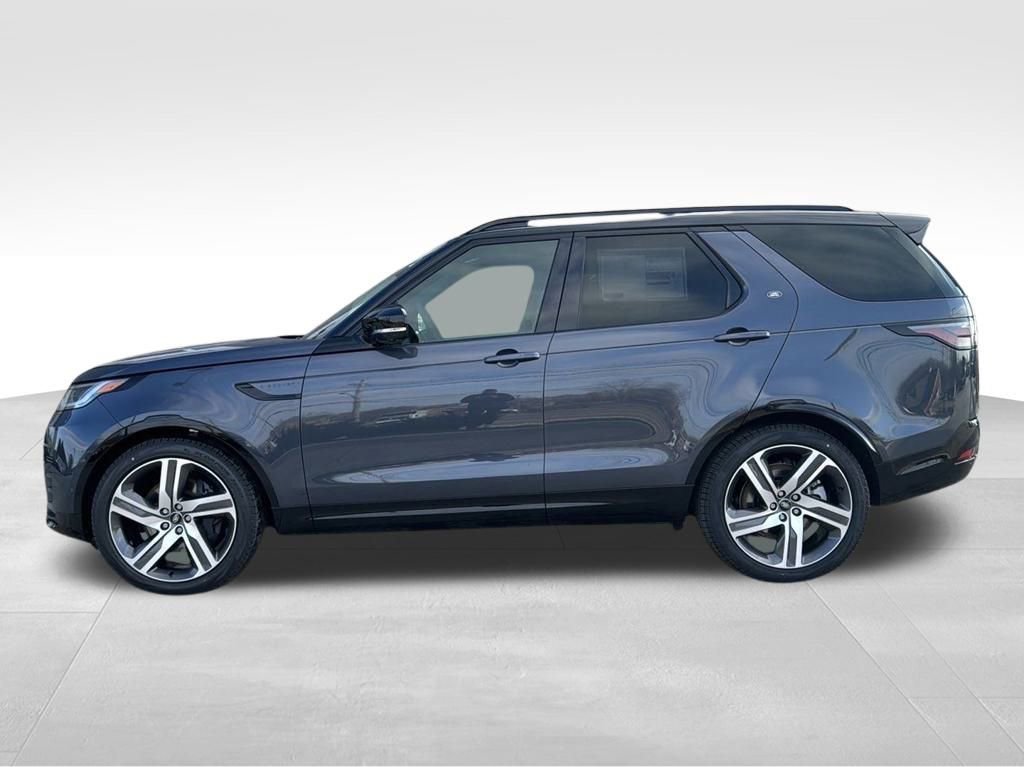 New 2024 Land Rover Discovery Dynamic SE image 5