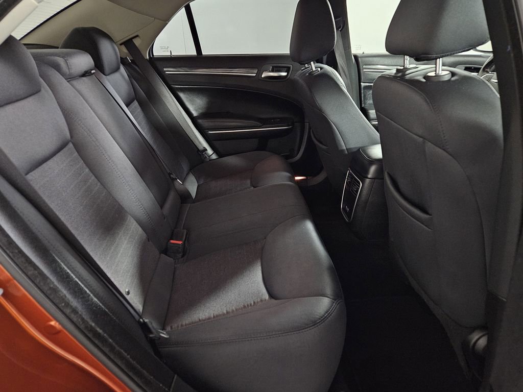 Used 2020 Chrysler 300 Touring w/ Sport Appearance Package RWD image 29