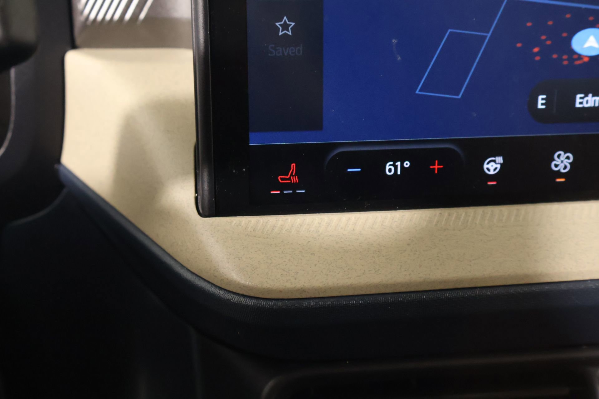 Used 2025 Ford Maverick Lariat w/ 4K Tow Package image 8